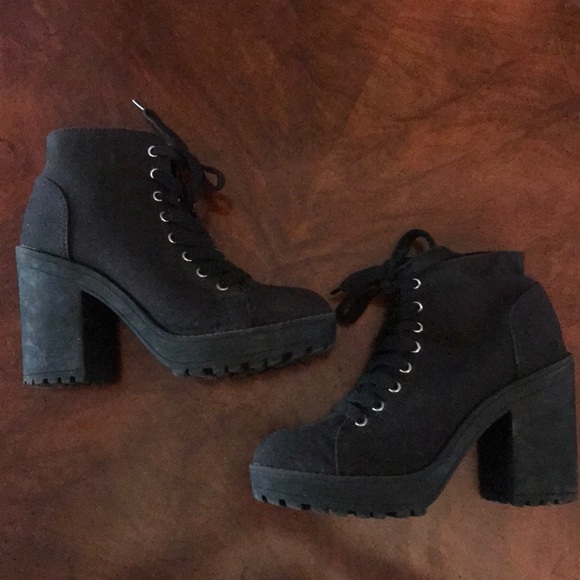 H&M Chunky Lace Up Ankle Boots H&M Chunky Lace Up Ankle Boots